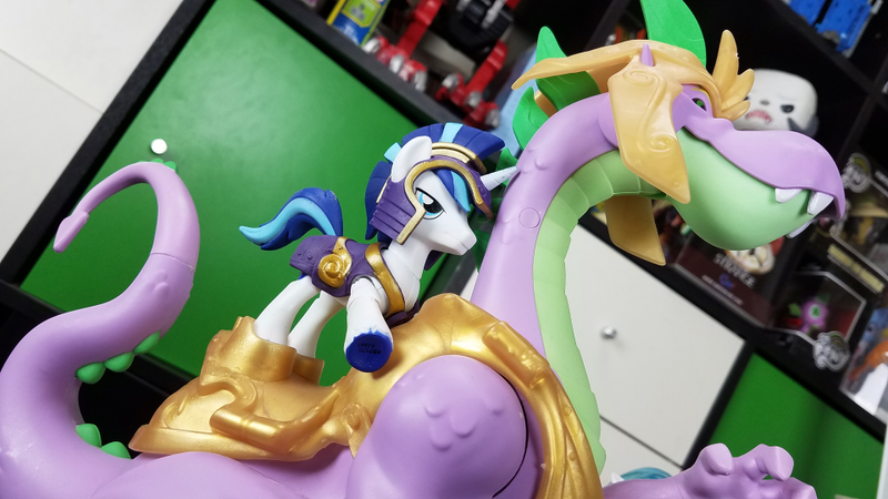 Is it me, or does Shining Armor look like he is all out of ***** to give?
